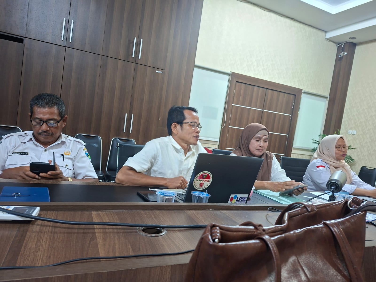 Sekretaris Kecamatan Airpura Hadiri Asistensi Penyusunan Peta Proses Bisnis Perangkat Daerah