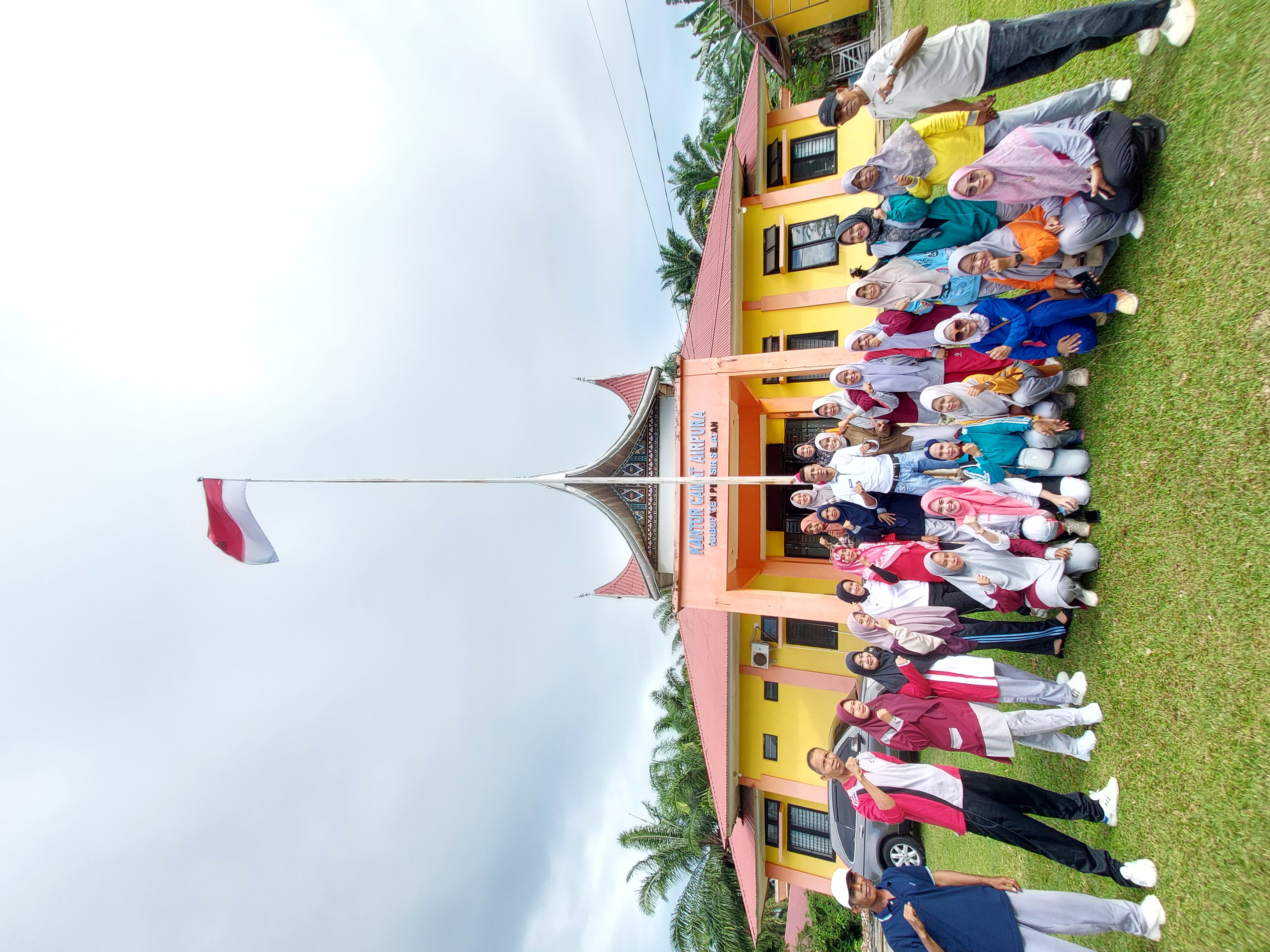 Senam Bersama TP.PKK Kecamatan Airpura dan TP.PKK Nagari Se-Kecamatan Airpura bulan Juli 2025