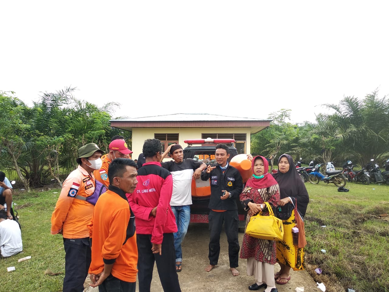 Kunjungan Camat Airpura ke lokasi Pencarian Tenggelamnya Pemuda Nagari Inderapura  Timur  Kecamatan 