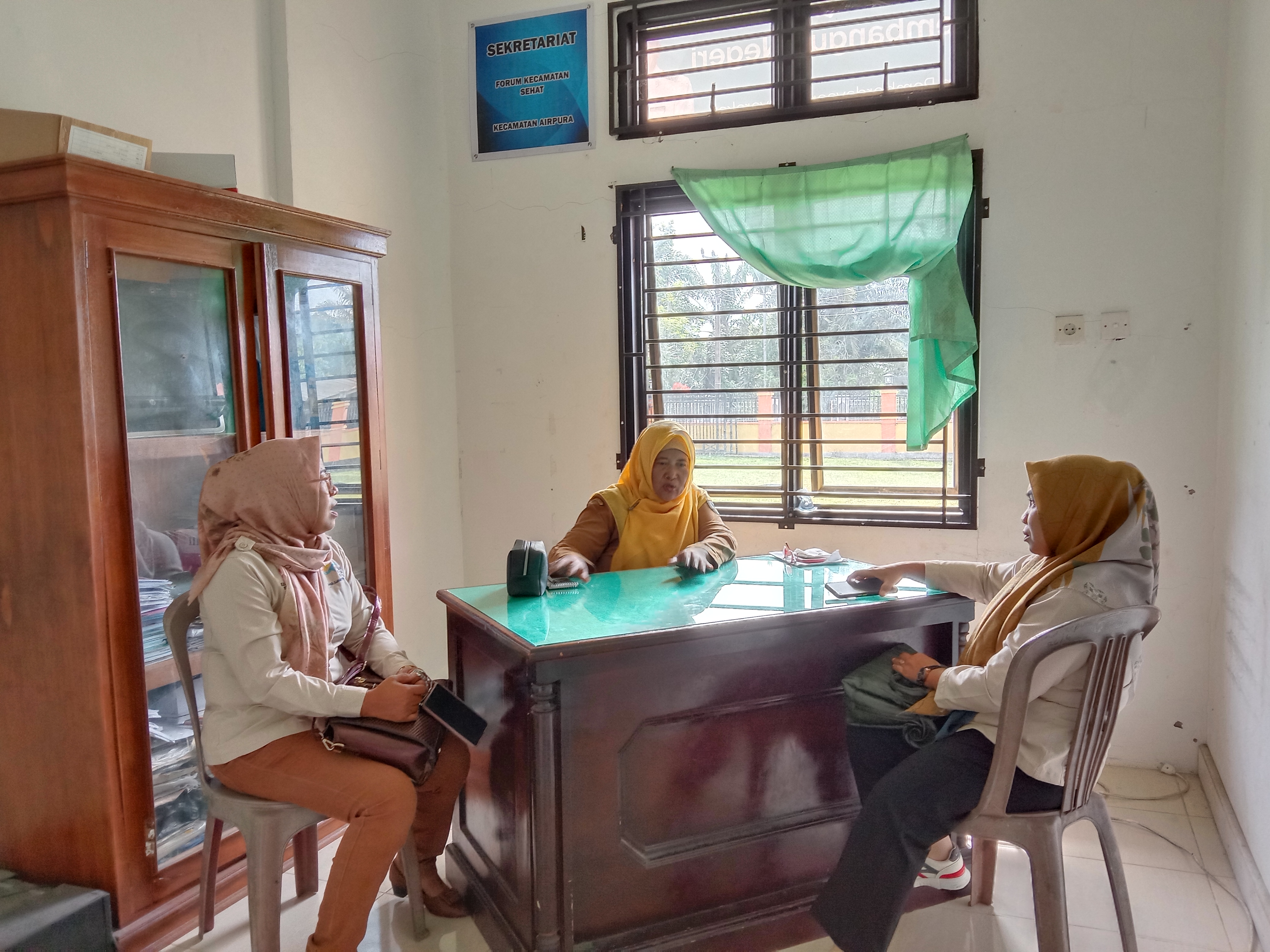 Kunjungan Pendamping PKH Berkoordinasi dengan Kasi Kesejahteraan Sosial