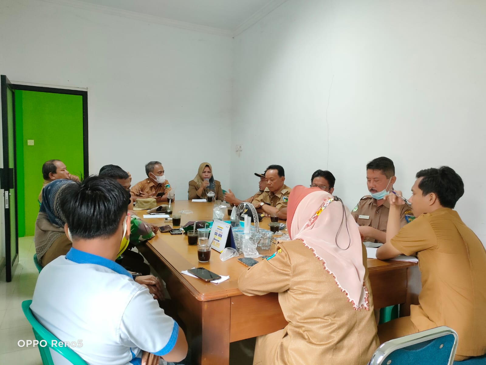 Rapat Koordinasi Percepatan Pelaksanaan Vaksinasi di Kecamatan Airpura