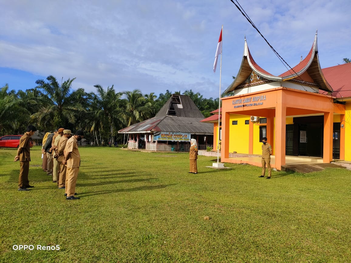 Apel Pagi  Gabungan Perdana Tahun 2022