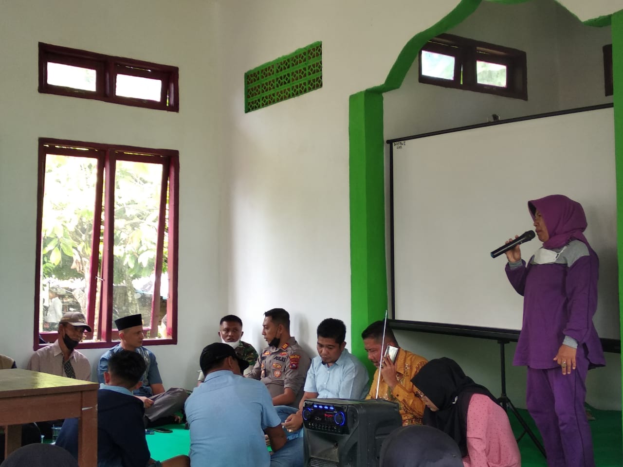 Sosialisasi Vaksinasi dan Vaksinasi di UPT.SDN 05 Nagari Inderapura Utara Kecamatan Airpura