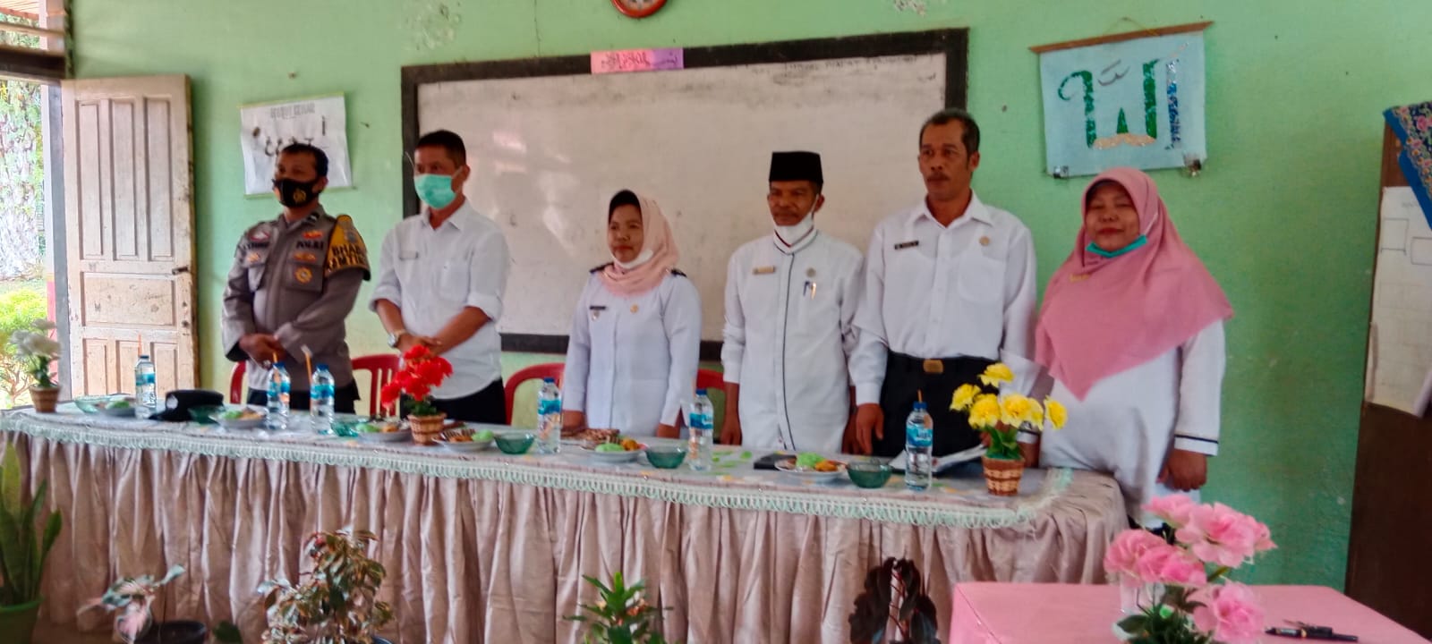Sosialisasi Vaksinasi Covid-19 di UPT.SDN 12 Nagari Tanah Bakali Inderapura Kecamatan Airpura