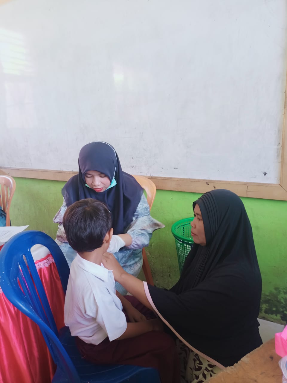 Pelaksanaan Vaksinasi Covid-19 di UPT.SDN 02 Nagari Pulau Rajo Inderapura Kecamatan Airpura