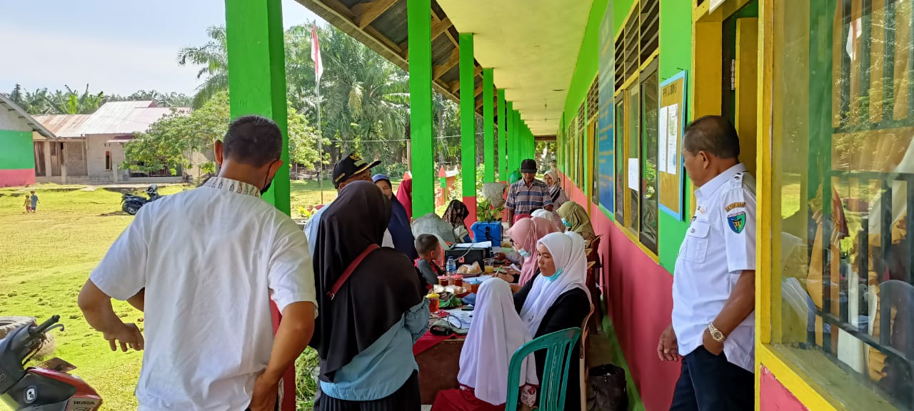 Kegiatan Vaksinasi Covid-19 di UPT.SDN 06 Nagari Palokan Inderapura Kecamatan Airpura