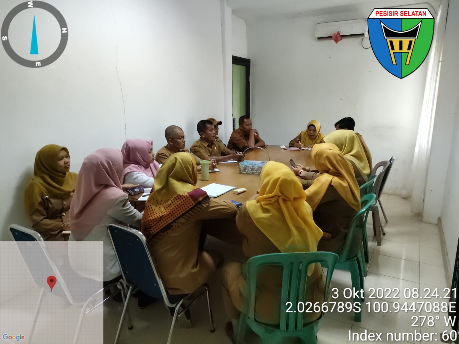 Rapat Staf ASN dan Non ASN Kantor Camat Airpura 