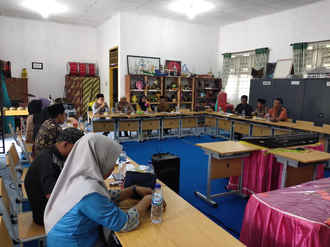 Rapat Sosialisasi Pelaksanaan Wirid Remaja Tingkat SMA (Serentak se-Sumatera Barat) di SMAN.1 Kecama