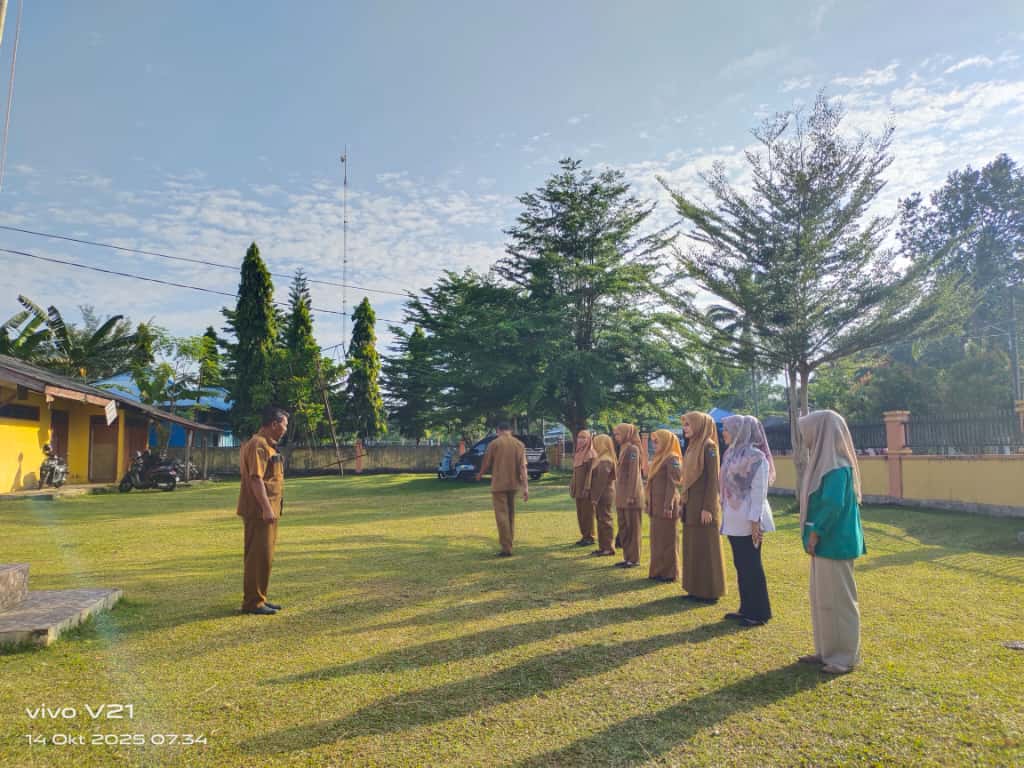 Apel Pagi Selasa 14 Oktober 2025 Kantor Camat Airpura