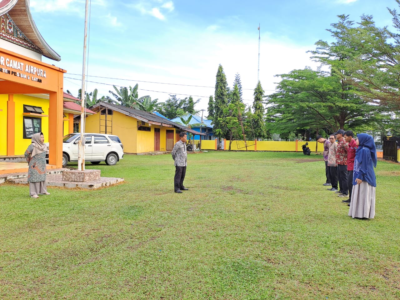 Apel Pagi Kantor Camat Airpura Tingkatkan Disiplin Pegawai