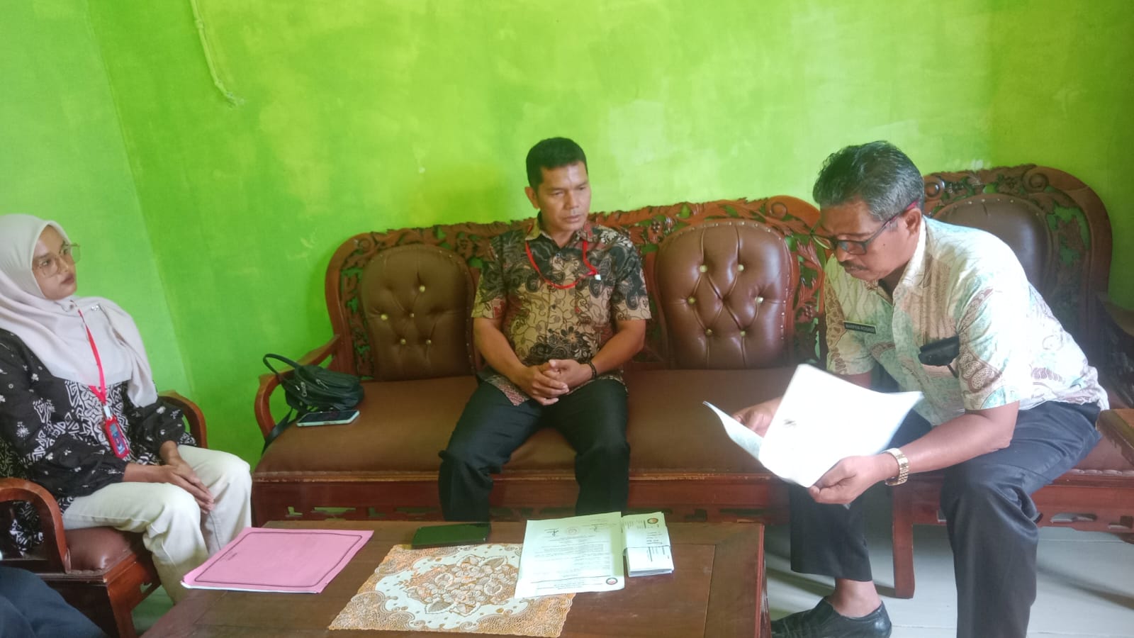 Kunjungan Lembaga Advokasi Kebudayaan dan Adat Minangkabau (LAKAM) ke Kantor Camat Airpura