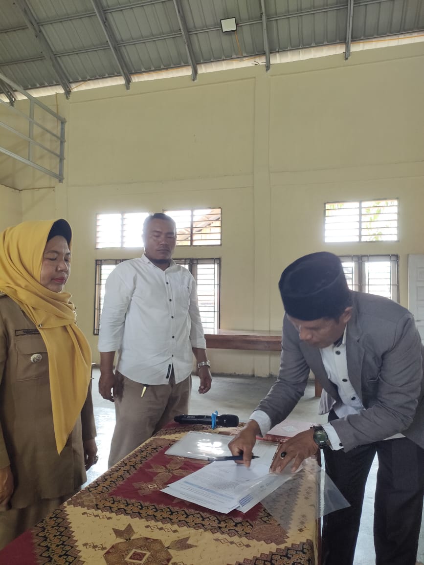 Camat Airpura Hadiri Pelantikan PAW Bamus Nagari Inderapura Timur Periode 2021–2029